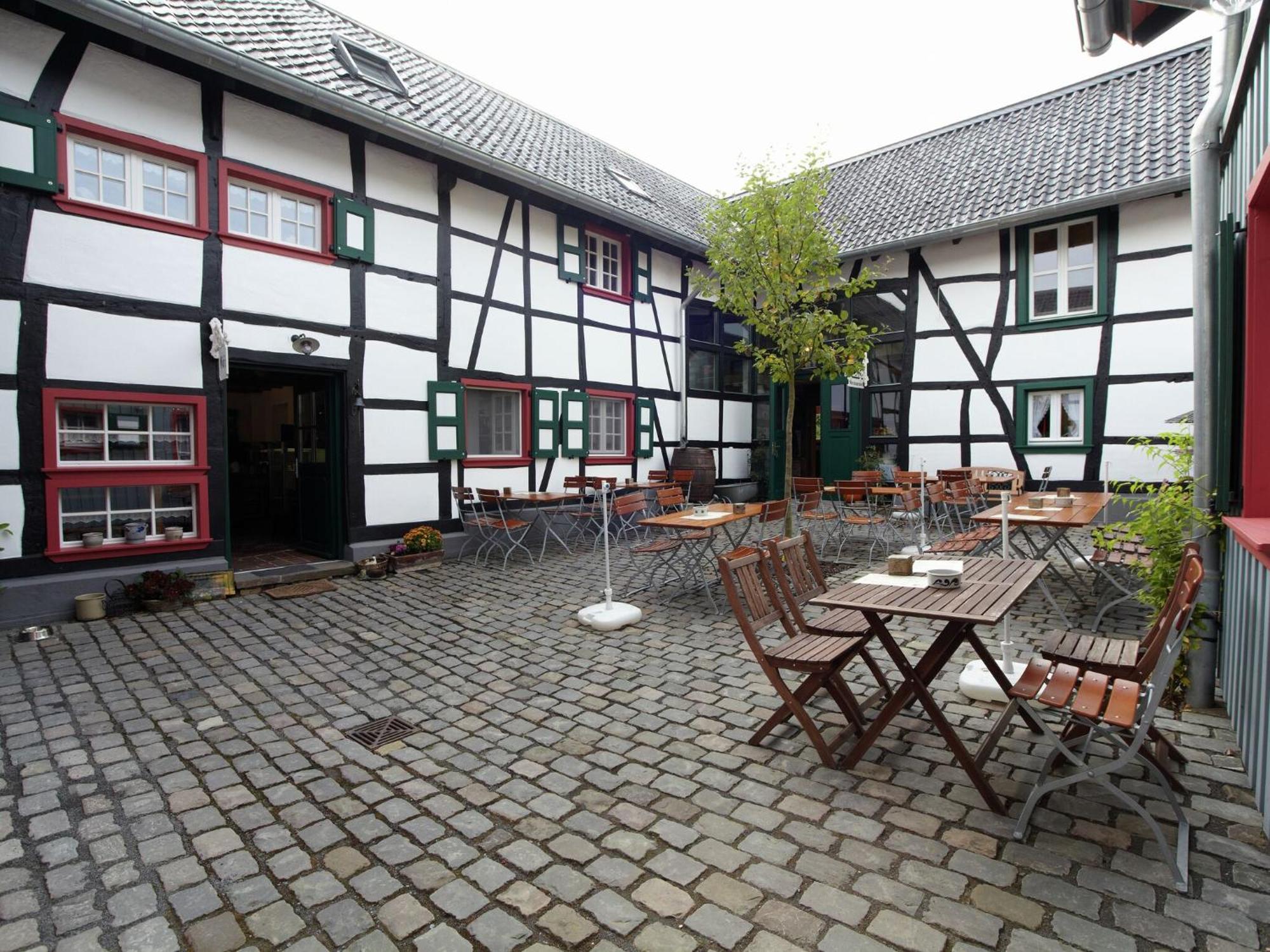 Nostalgic Apartment In The Eifel Region Schleiden Bagian luar foto