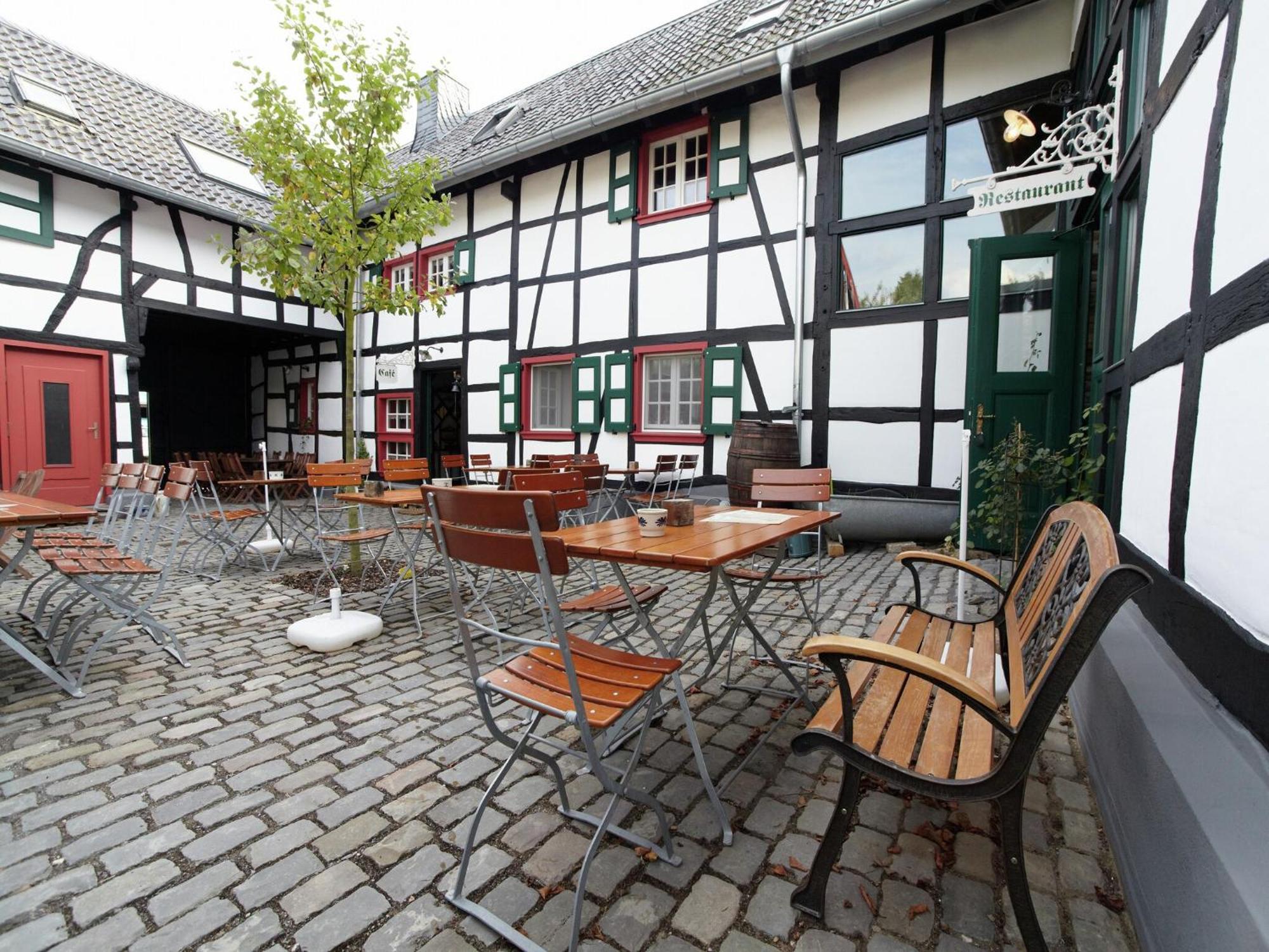 Nostalgic Apartment In The Eifel Region Schleiden Bagian luar foto